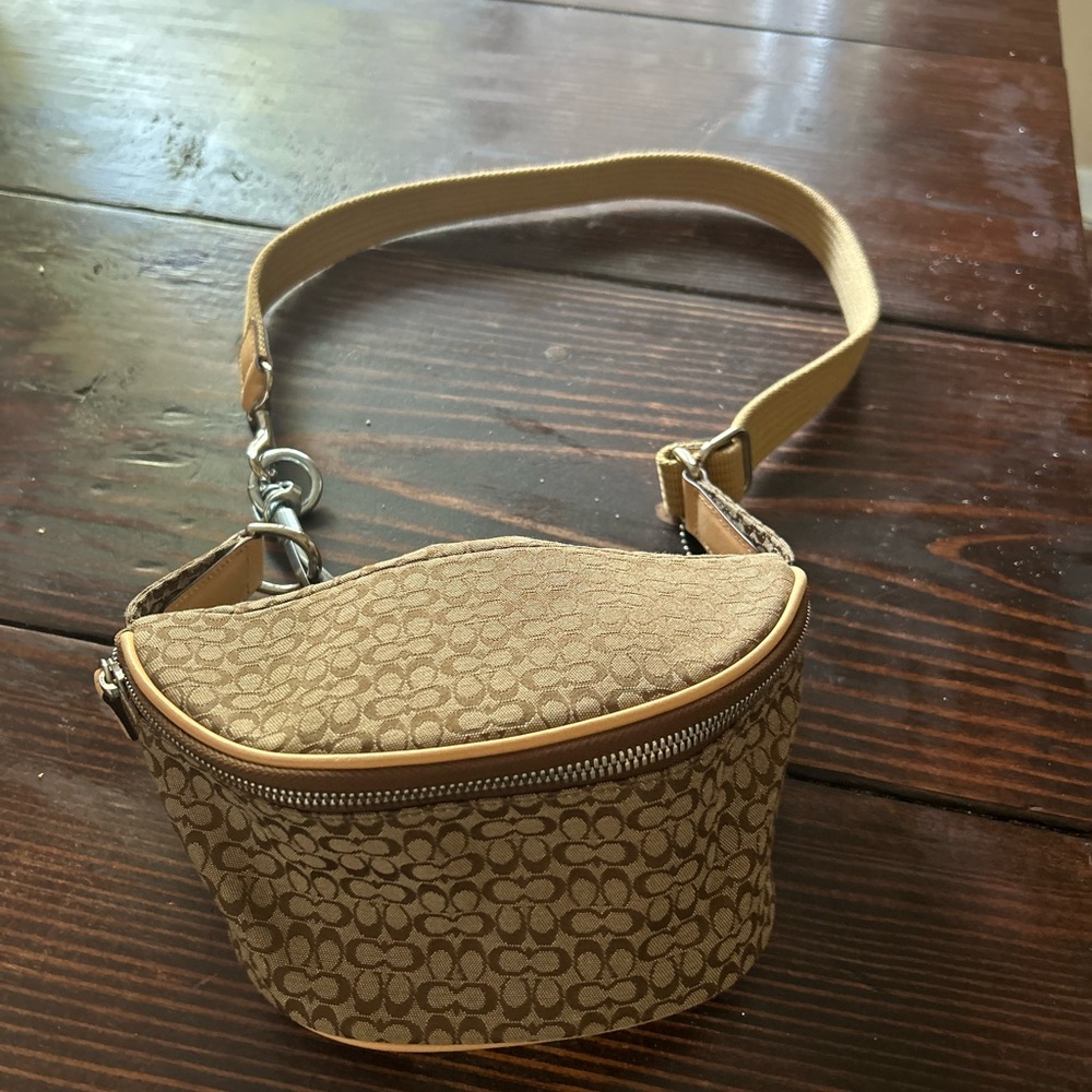 Signature Coach Belt Bag